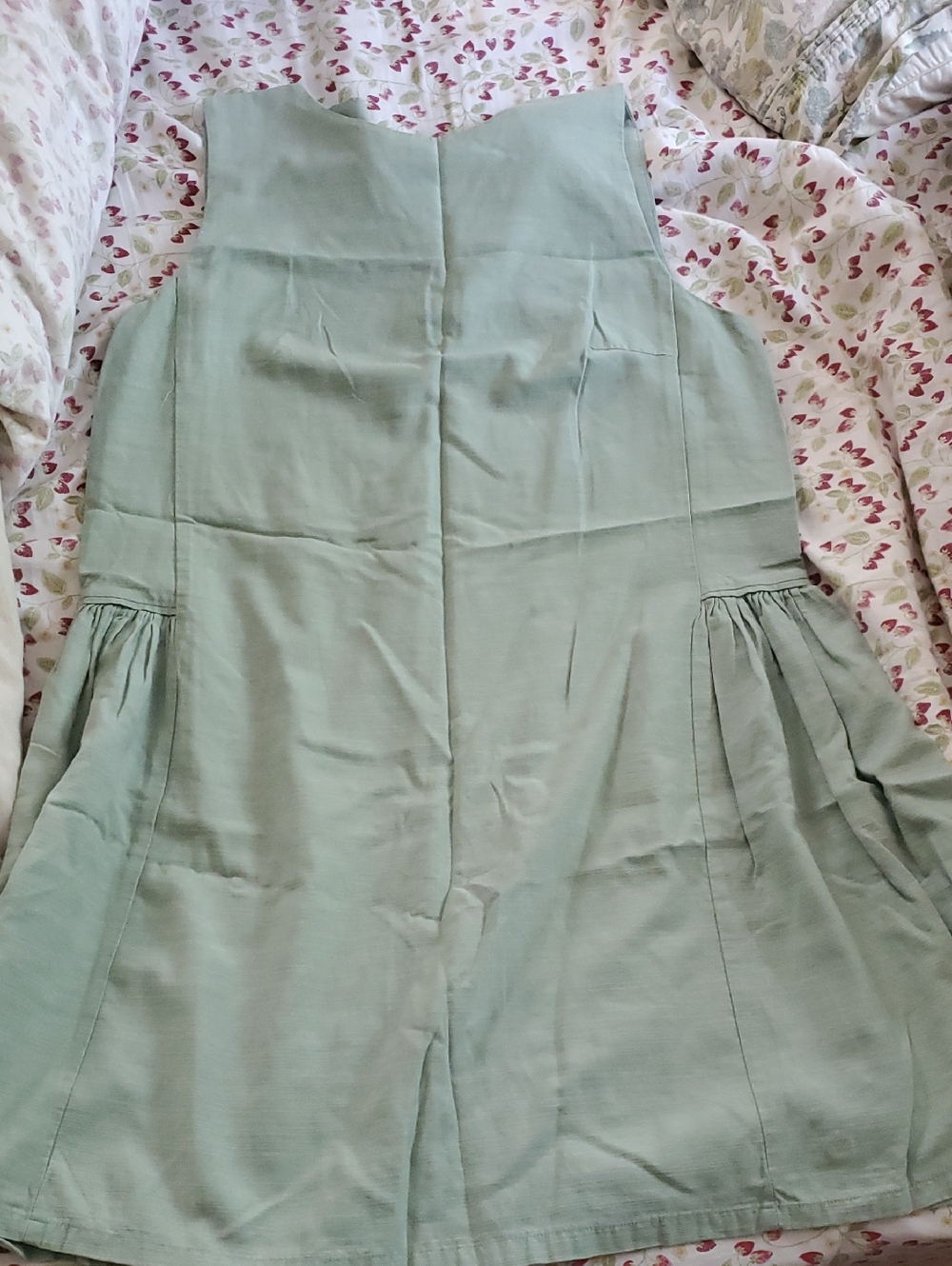 H&M Light Sage Green Sleeveless Dress